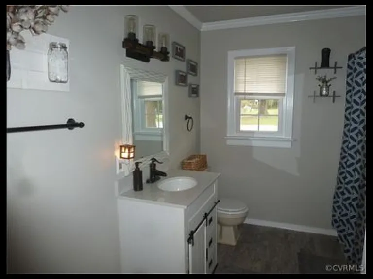 319 Mac Murdo St — Photo 14