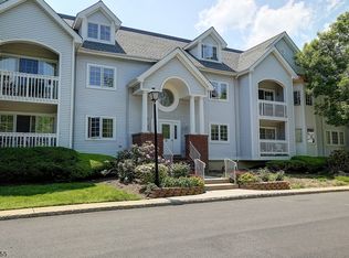 2B Leva Dr, Morristown, NJ 07960