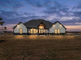 190 County Road 4615, Wolfe City, TX 75496