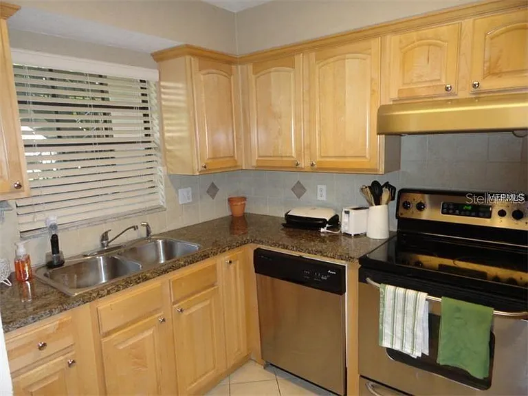 6100 Gulfport Blvd S #102 — Photo 14