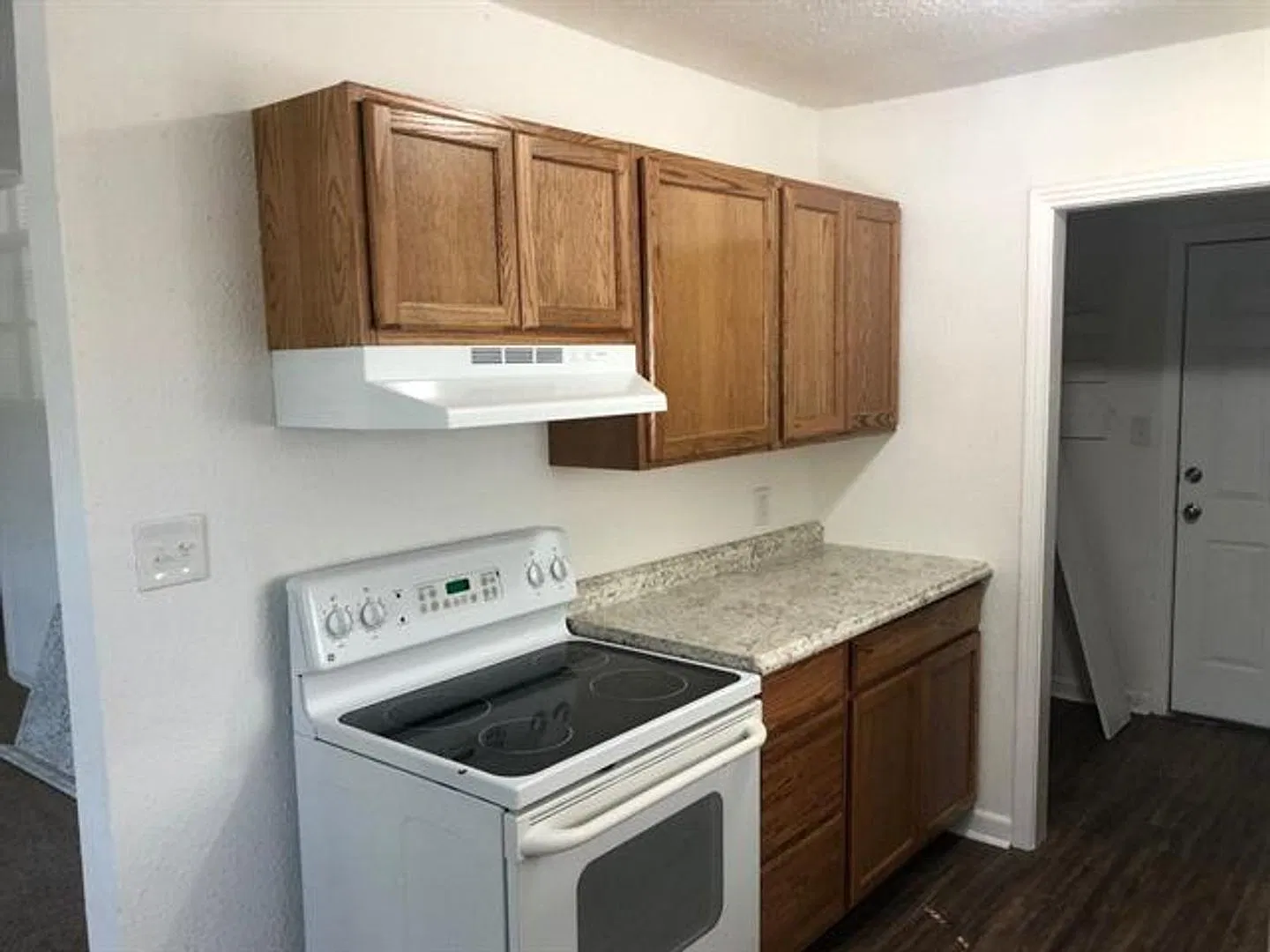1720 Pepper Street — Photo 4
