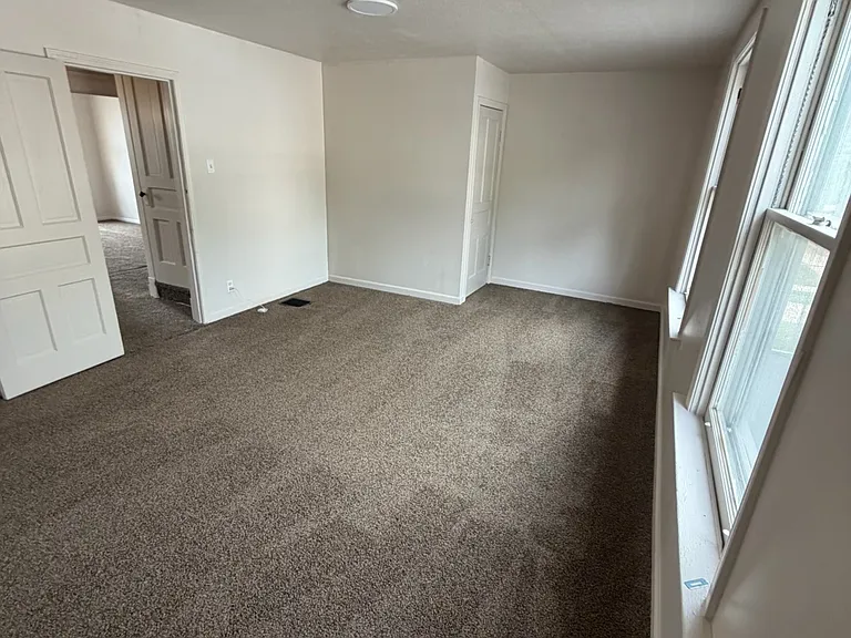 345 Woodward Ave — Photo 10