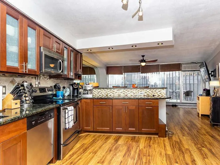 300 N State St #2830 — Photo 6
