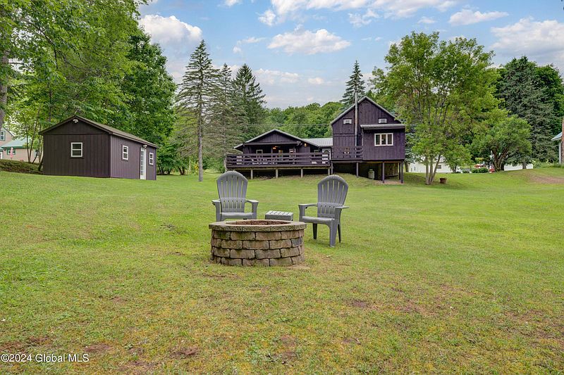 2nd image of 340 Barker Road