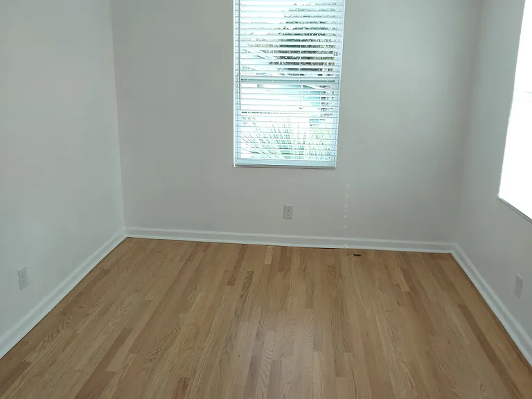 422 Seagate Ave #424 — Photo 4