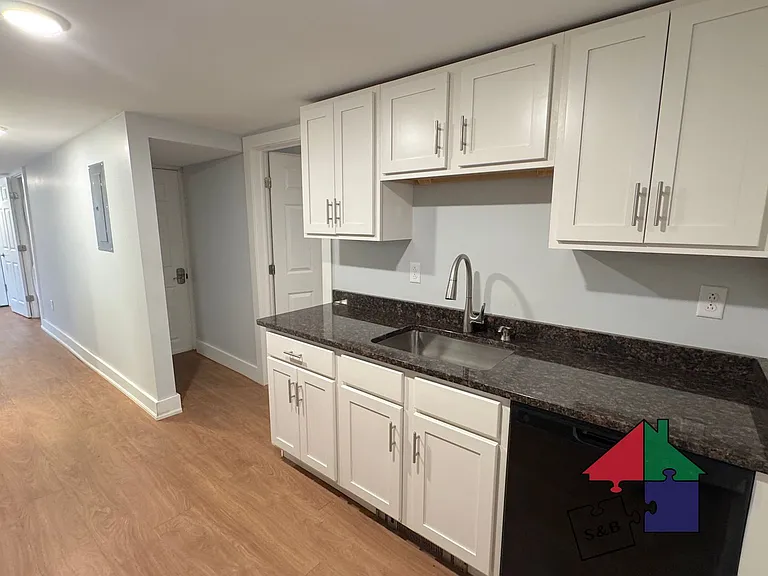 166 N Winooski Ave — Photo 13