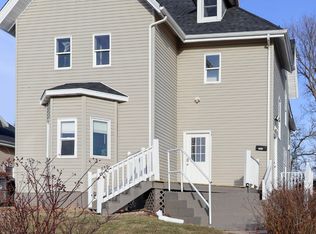 1427 22nd St, Des Moines, IA 50311