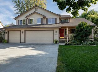 5709 W 14th Ave, Kennewick, WA 99338