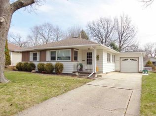 4208 N Devon Ln, Peoria, IL