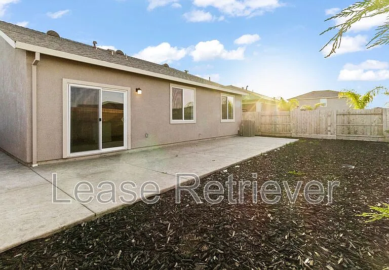 3461 Sina Ct — Photo 5