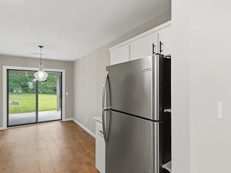 1987 E Wilkins Pl — Photo 11