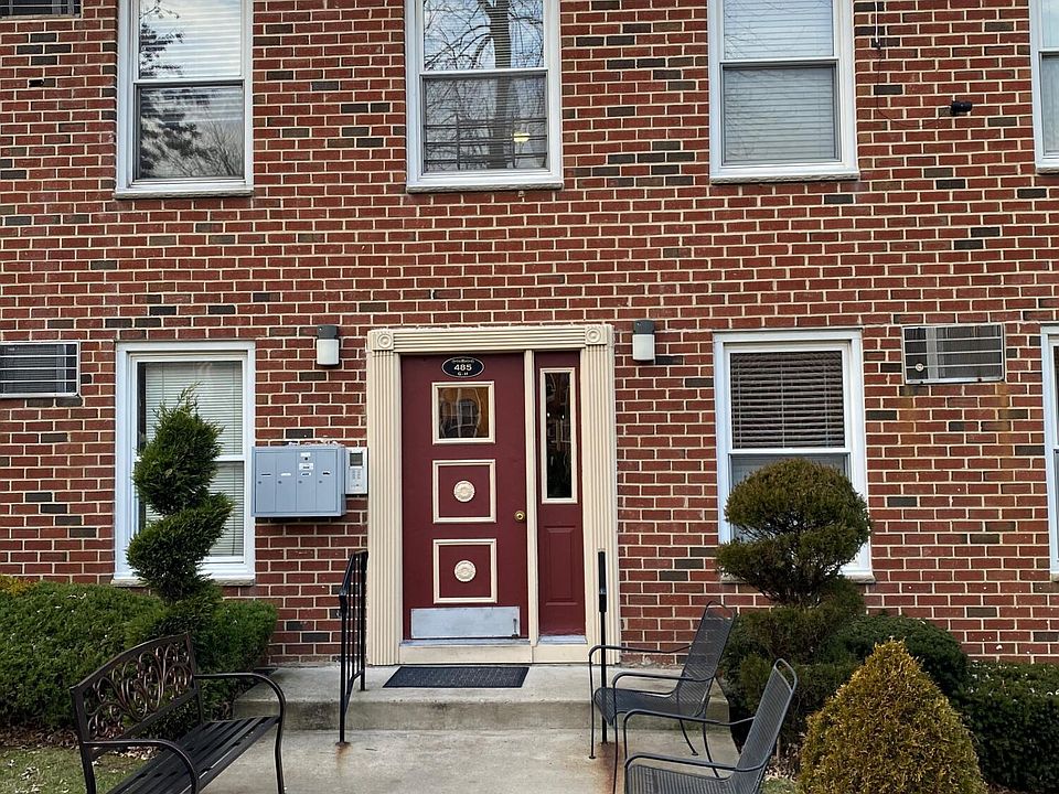 1st image of 485 Armstrong Ave APT H1