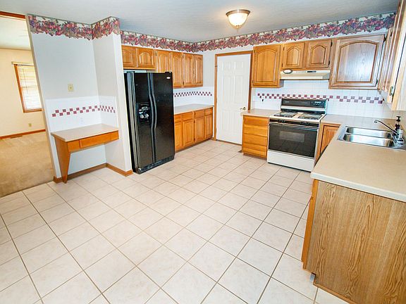 5th image of 7206 E Gum St