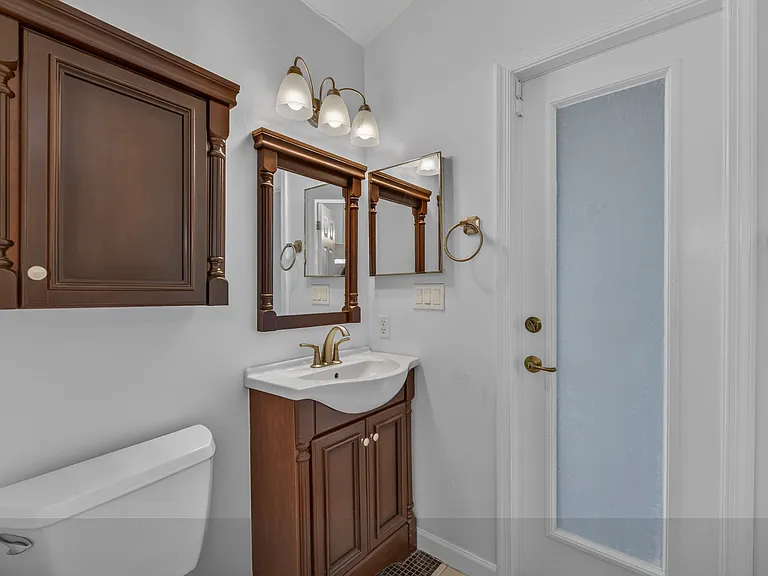2729 Branch Ln — Photo 9