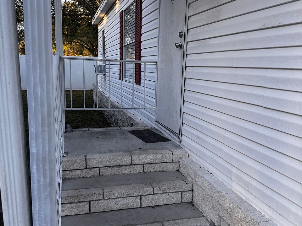 1st image of 12240 Acorn Ridge Dr