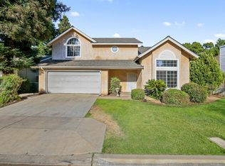 7434 N Woodrow Ave, Fresno, CA