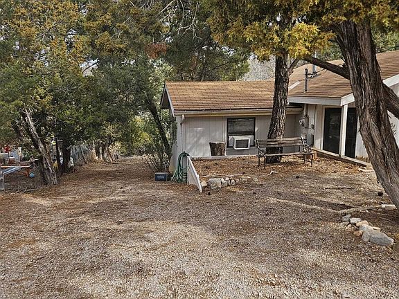 3rd image of 25 Old Railroad Dr