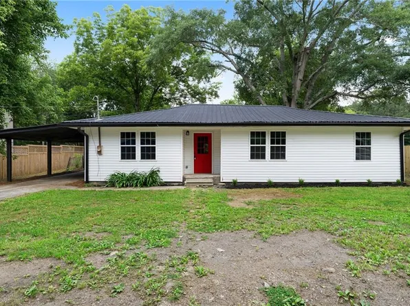 44 Crayton St, Rockmart, GA 30153
