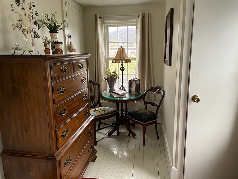 205 W Mahoning St — Photo 4