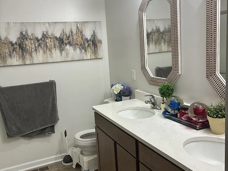 678 W Rice Dr — Photo 7