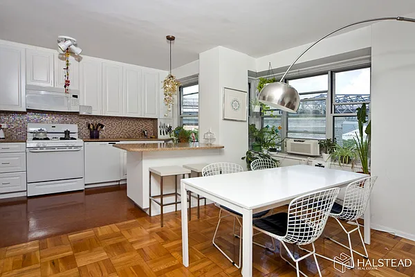 Rented by Halstead Real Estate | media 16