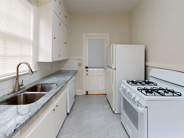 603 Hubbard St #A — Photo 5