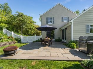 426 Pittstown Rd, Pittstown, NJ 08867