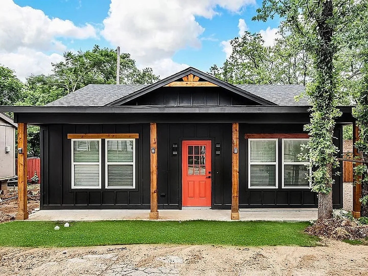 Live the Lake Life 2 Bed, 1 Bath Available September 1 — Photo 1