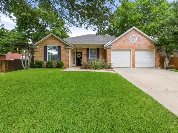 5305 Shadow Glen Dr, Grapevine, TX 76051