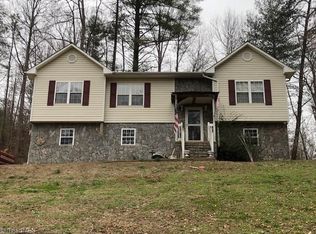 1854 Greasy Creek Rd, Lenoir, NC 28645