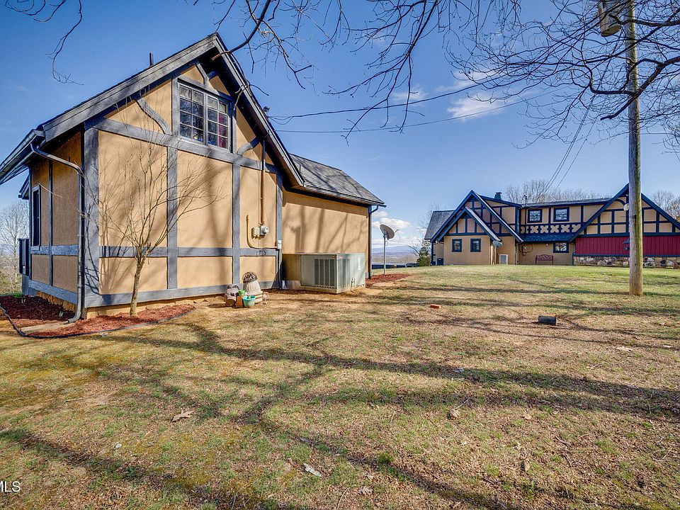 7th image of this home