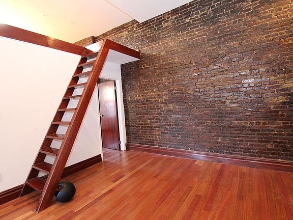 2nd image of 1259 Park Ave #12B