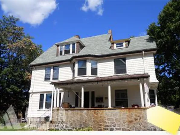 29 Quint Ave, Allston, MA 02134