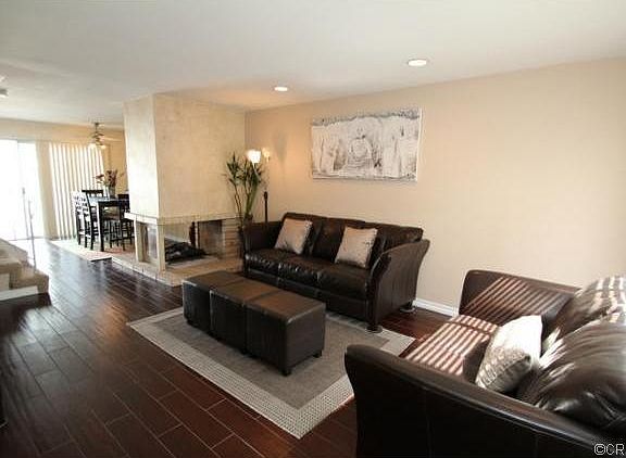 4th image of 5216 Victoria Pl