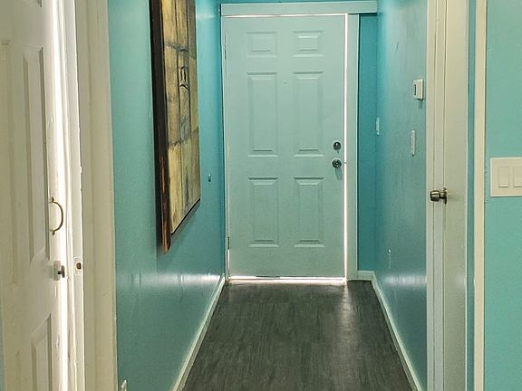 4th image of 1810 N Club Ct #B