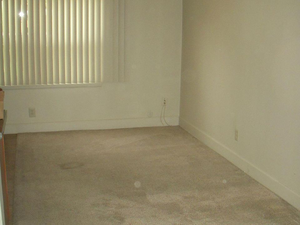 1st image of 1735 E Broadway #D