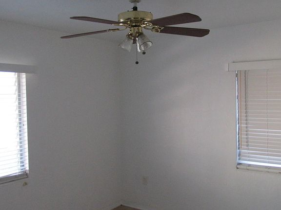 3rd image of 3816 W Angeles St