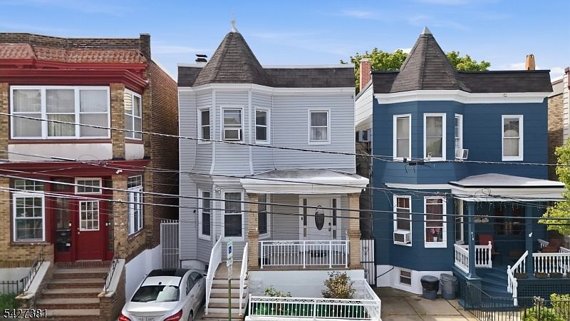 1st image of 813 20Th St