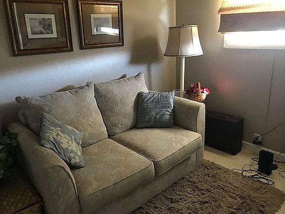 4th image of 503 Longwood Dr