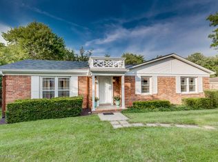 1007 Forest Ln, Goshen, KY 40026