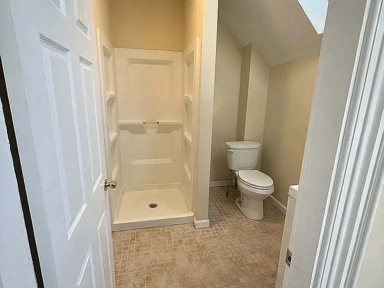 40 Pratt St #3 — Photo 13