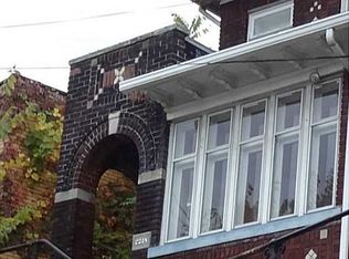 2218 Wightman St, Pittsburgh, PA 15217