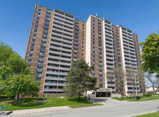 1210 Radom St #208, Pickering, ON L1W2Z3