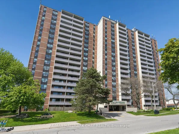 1210 Radom St #208, Pickering, ON L1W 2Z3