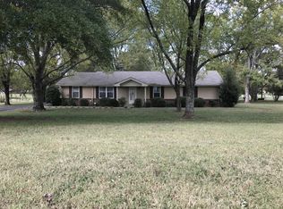 423 Lake Farm Rd, Smyrna, TN 37167