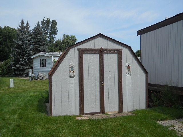 1st image of 20657 Seneca Dr