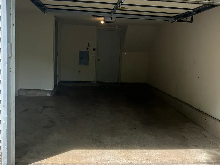 Canyon Rd — Photo 15