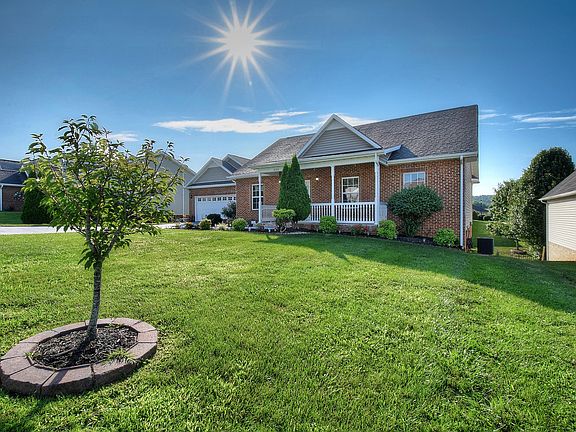 2nd image of 336 Goldenrod Dr