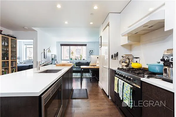 Rented by (Legacy) Elegran | media 9