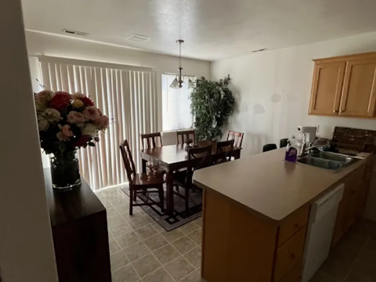 1602 N Stevens Dr #A — Photo 3